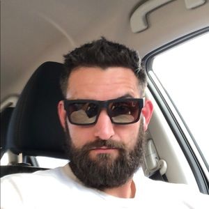 Meet your Posher, Cole